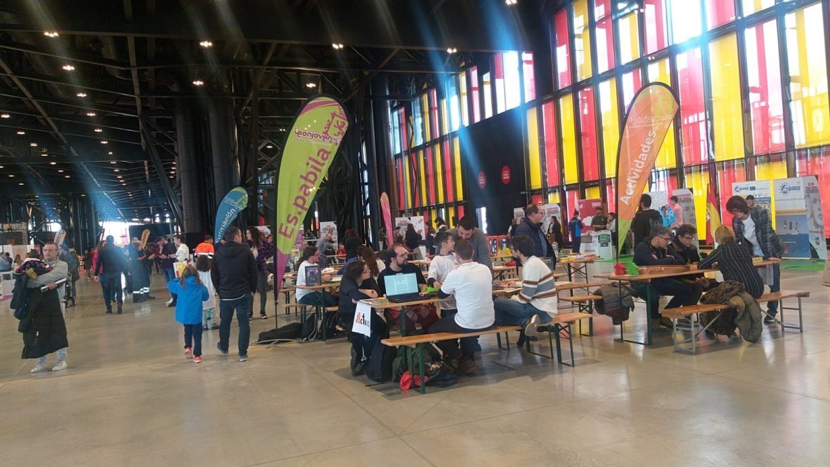 Expojoven León se celebra en el Palacio de Exposiciones.