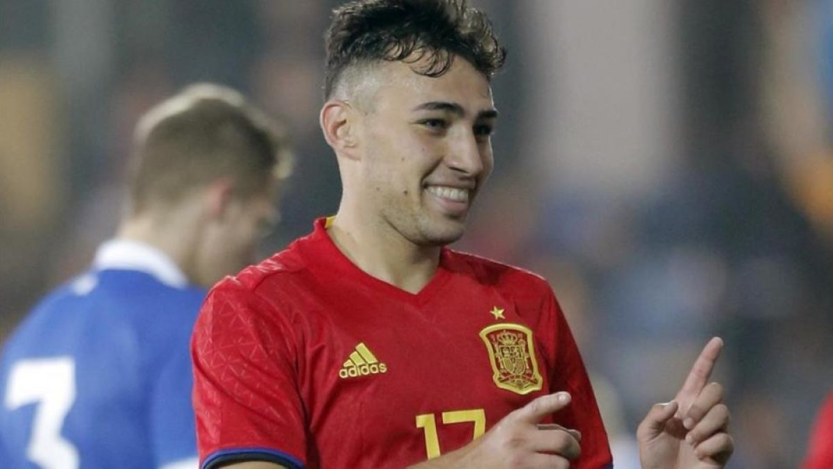 Munir celebra uno de sus dos goles ante Estonia.