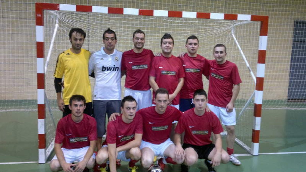 Formación del Bar Goyo que quedó campeón de la Supercopa del Bierzo.