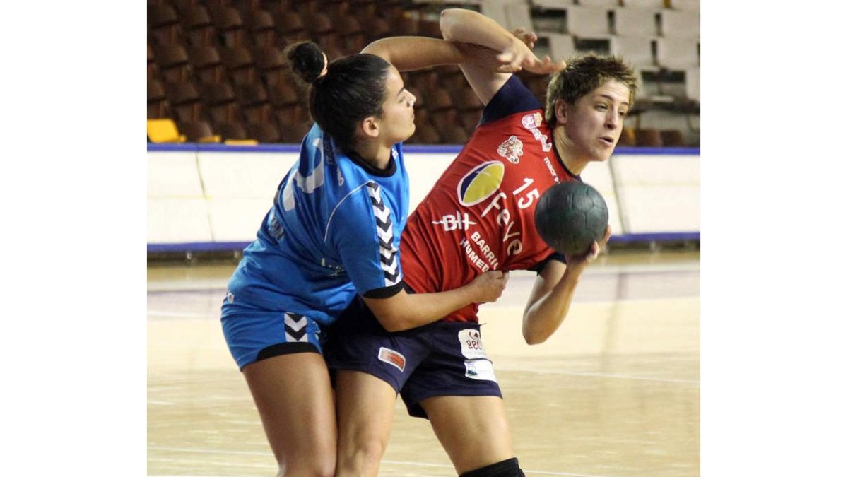 Alicia Cembranos ha vuelto tras una larga lesión.