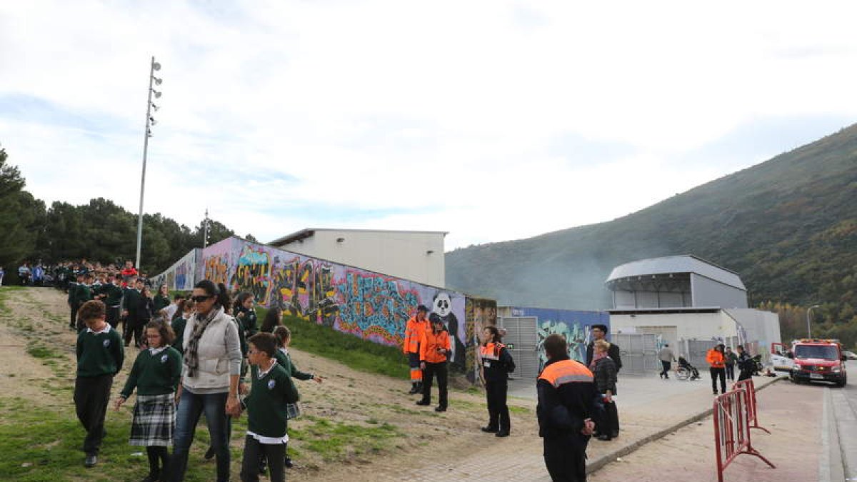 El simulacro de evacuación del auditorio clausuró la Semana de Prevención de Incendios.