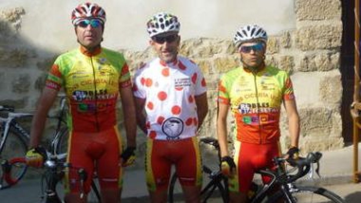 Roberto Álvarez, Juanma Robles y Pablo Rodrigo, en Astudillo.