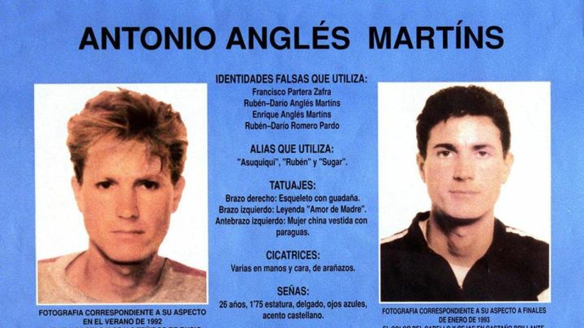 Imagen de archivo con el cartel editado por el Ministerio del Interior para la búsqueda de Antonio Anglés Martíns. EFE