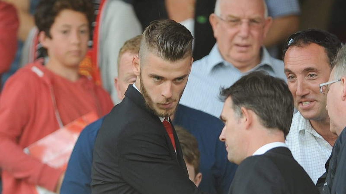 De Gea, ayer, en la grada de Old Trafford.