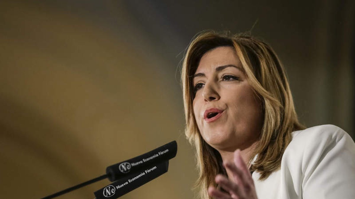 La presidenta de la Junta de Andalucía, Susana Díaz, en un desayuno informativo. EMILIO NARANJO