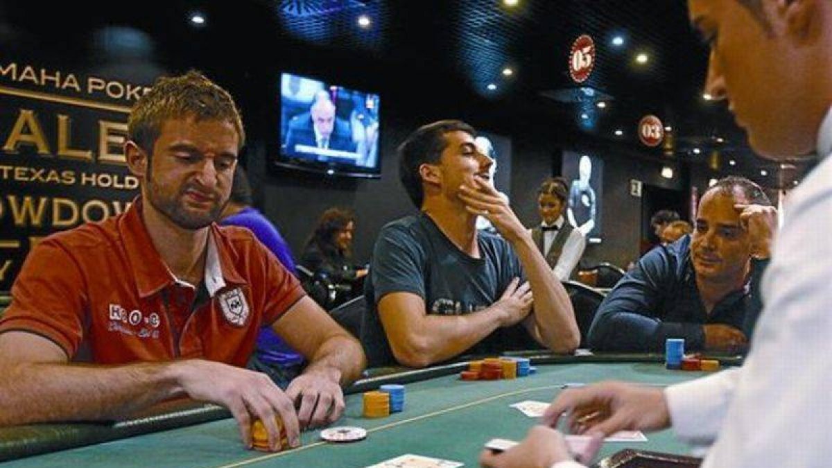 Torneo de póquer en el Casino de Barcelona, en octubre.