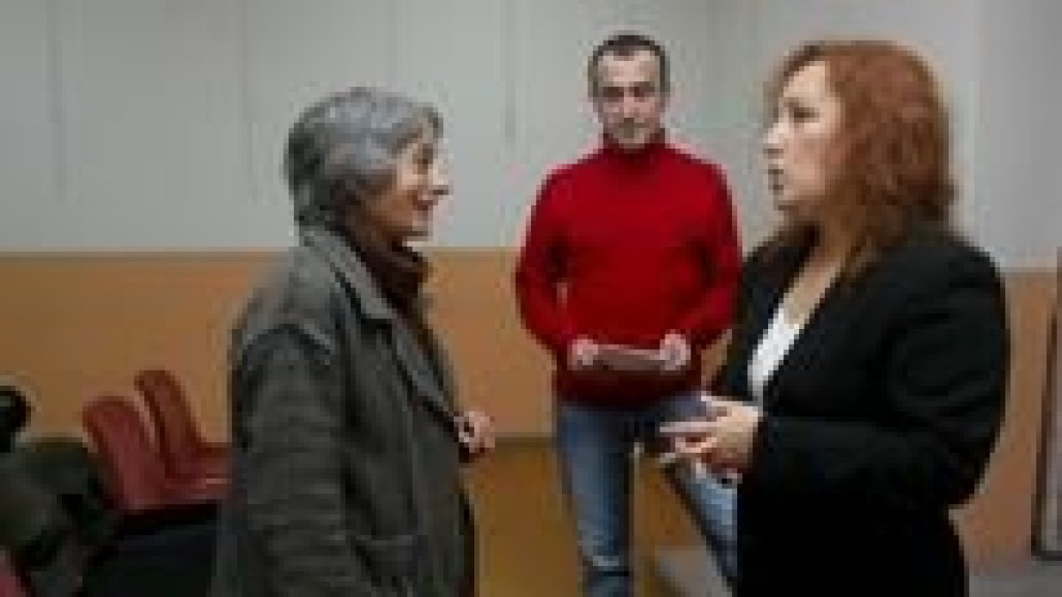 La directora del conservatorio de música, María José Cordero, presentó ayer este proyecto
