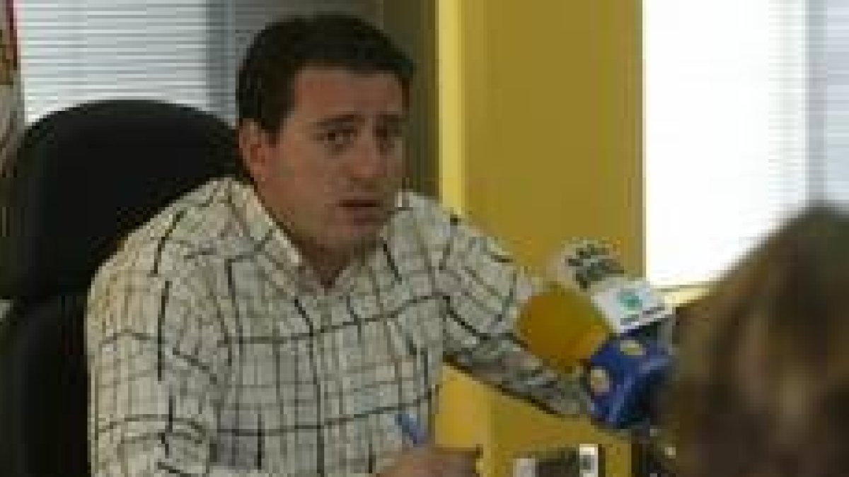 El alcalde de Cacabelos, José Manuel Sánchez