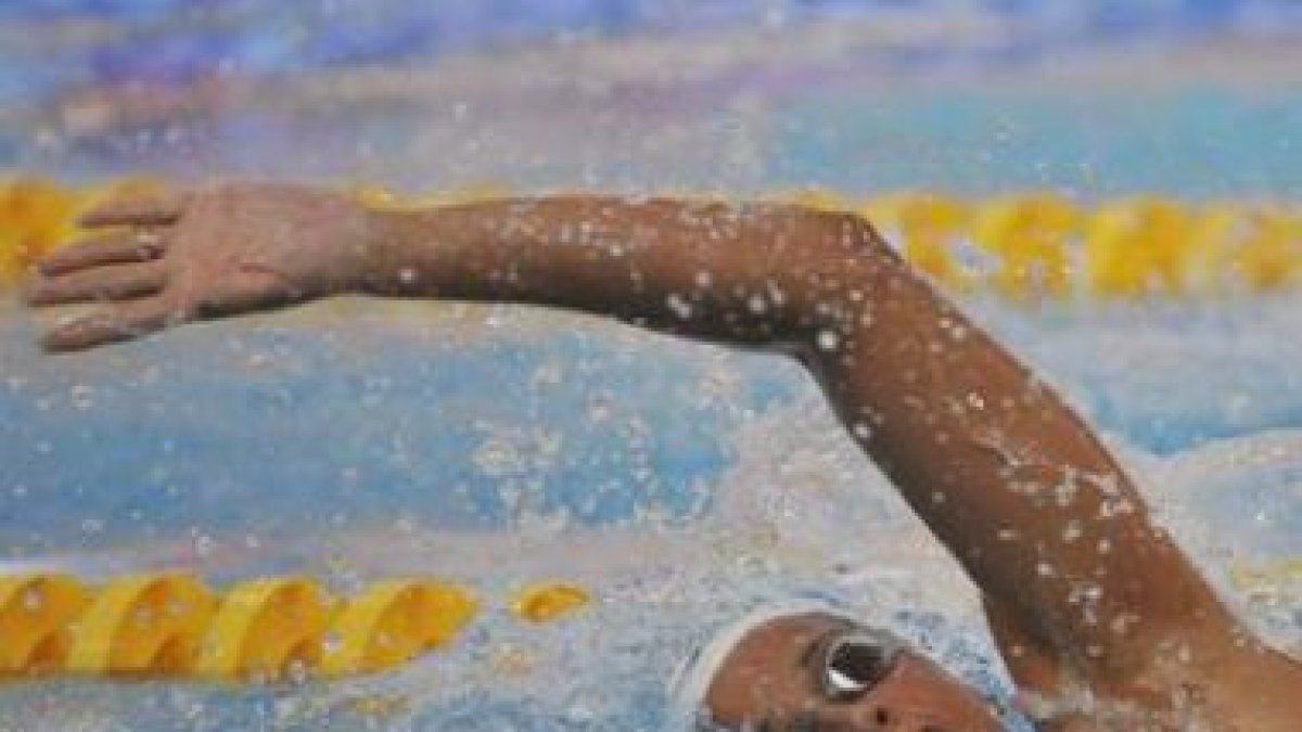 La cepedana Érika Villaécija logró una buena marca en la final de 400 metros.