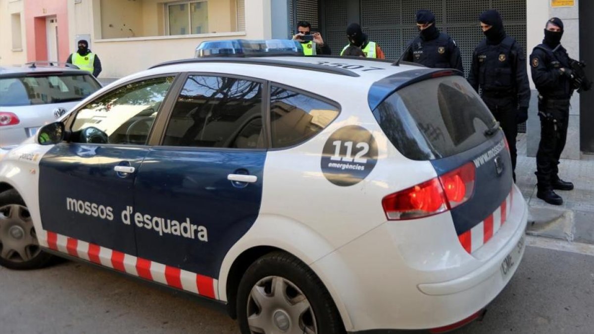 Un coche de los Mossos
