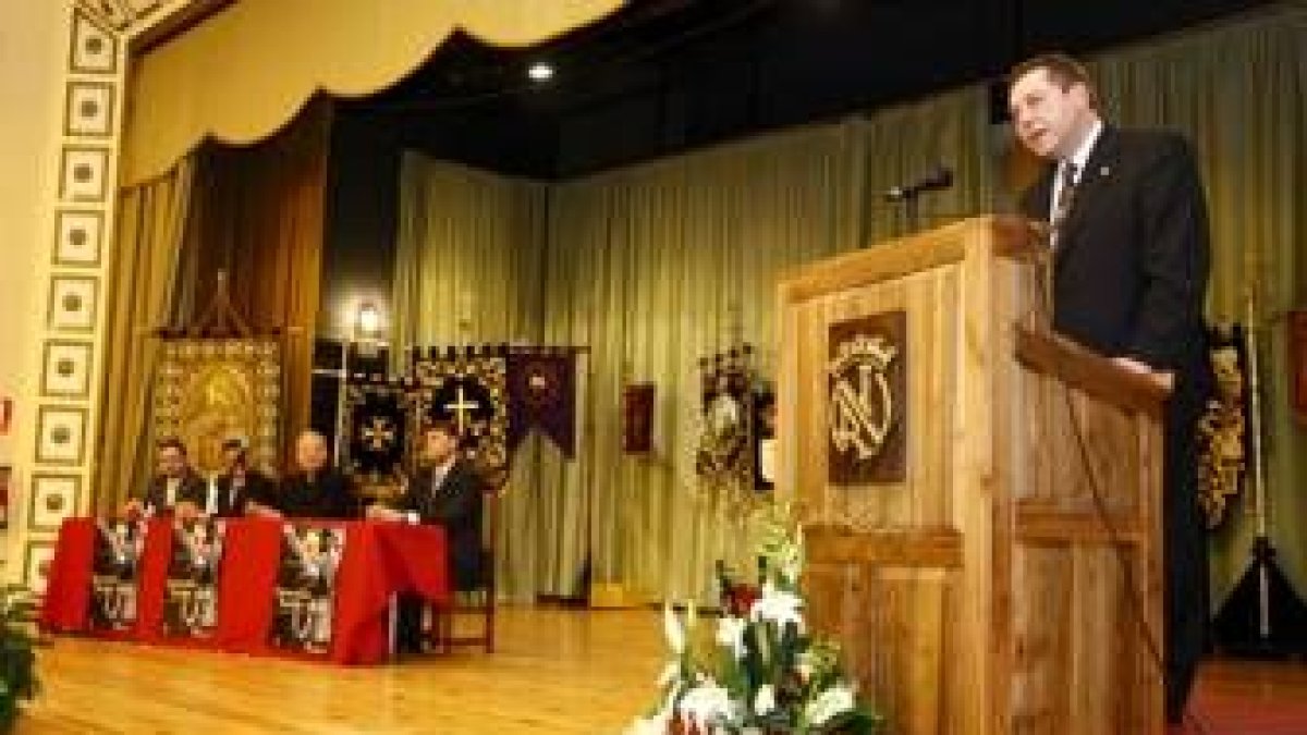 Máximo Cayón, durante su intervención como pregonero de la Semana Santa