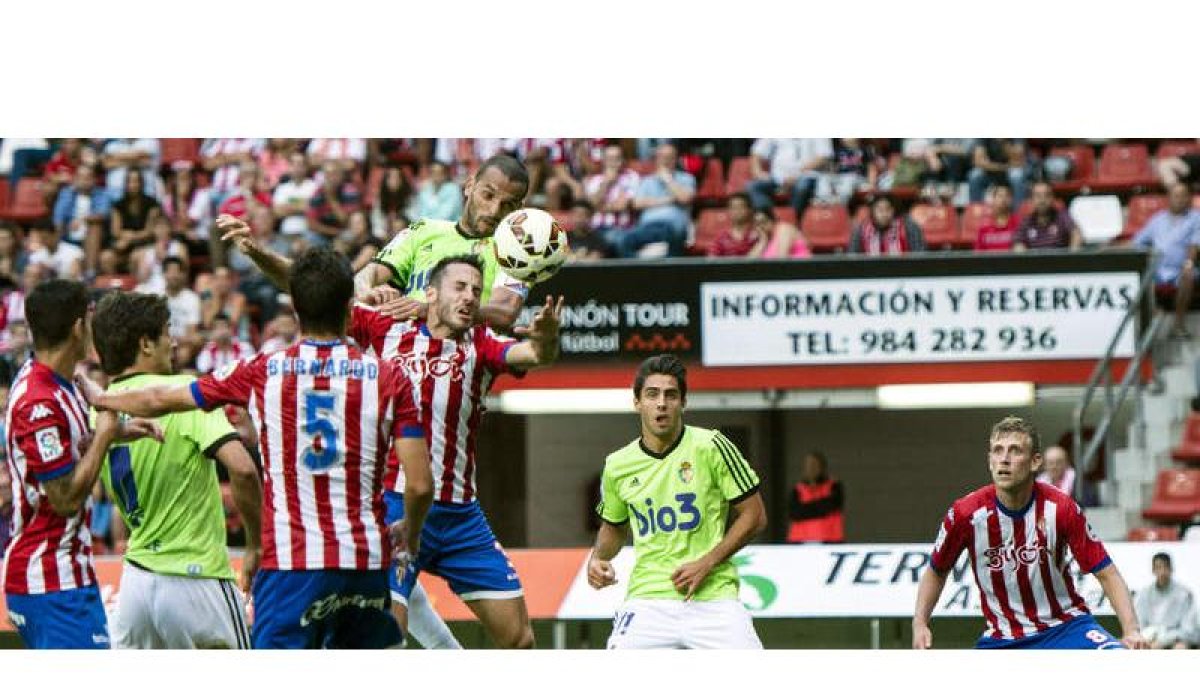 La pasada temporada el árbitro evitó el triunfo de la Deportiva