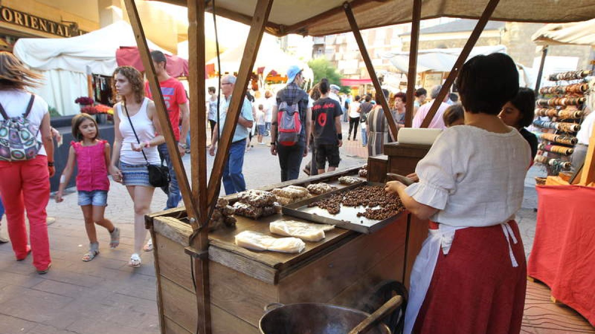 El tradicional mercado medieval será en esta ocasión de carácter ibicenco.
