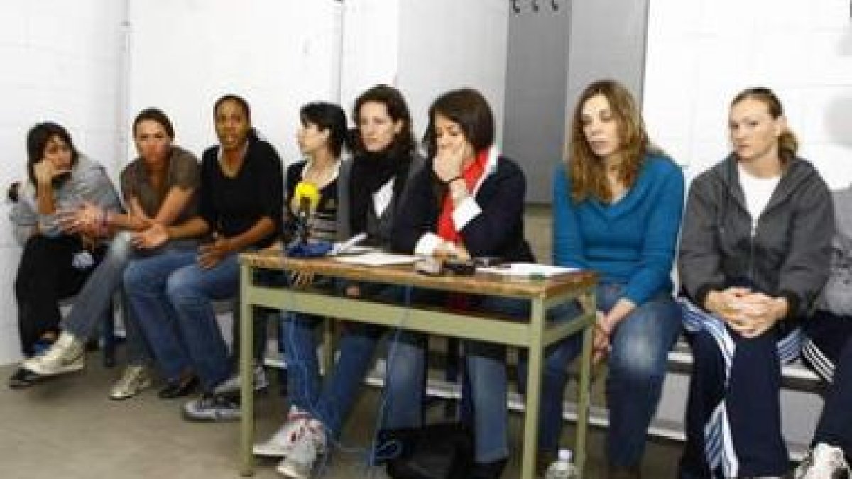 Revuelto, Seguí, Lima, Rosa, Pina, Argüello, Pascua y Butler en la rueda de prensa en la que anuncia