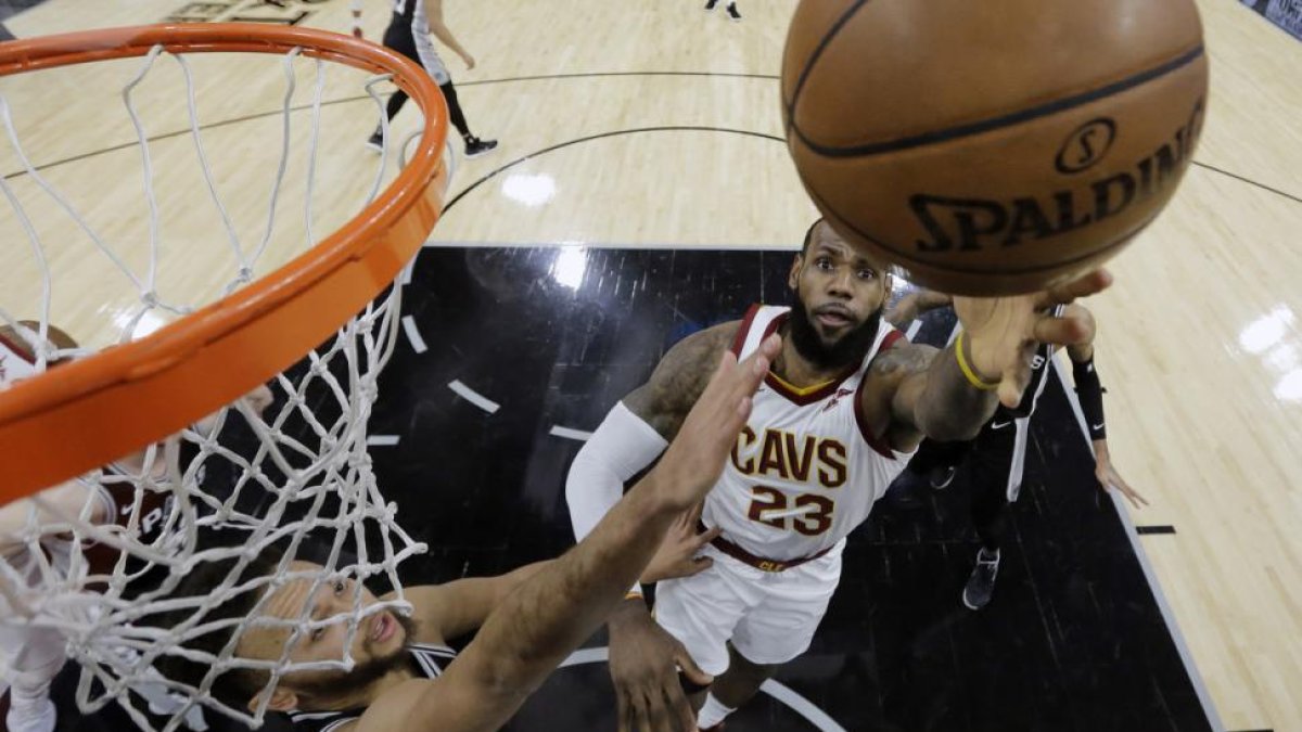 LeBron James, capitán de la Conferencia Este