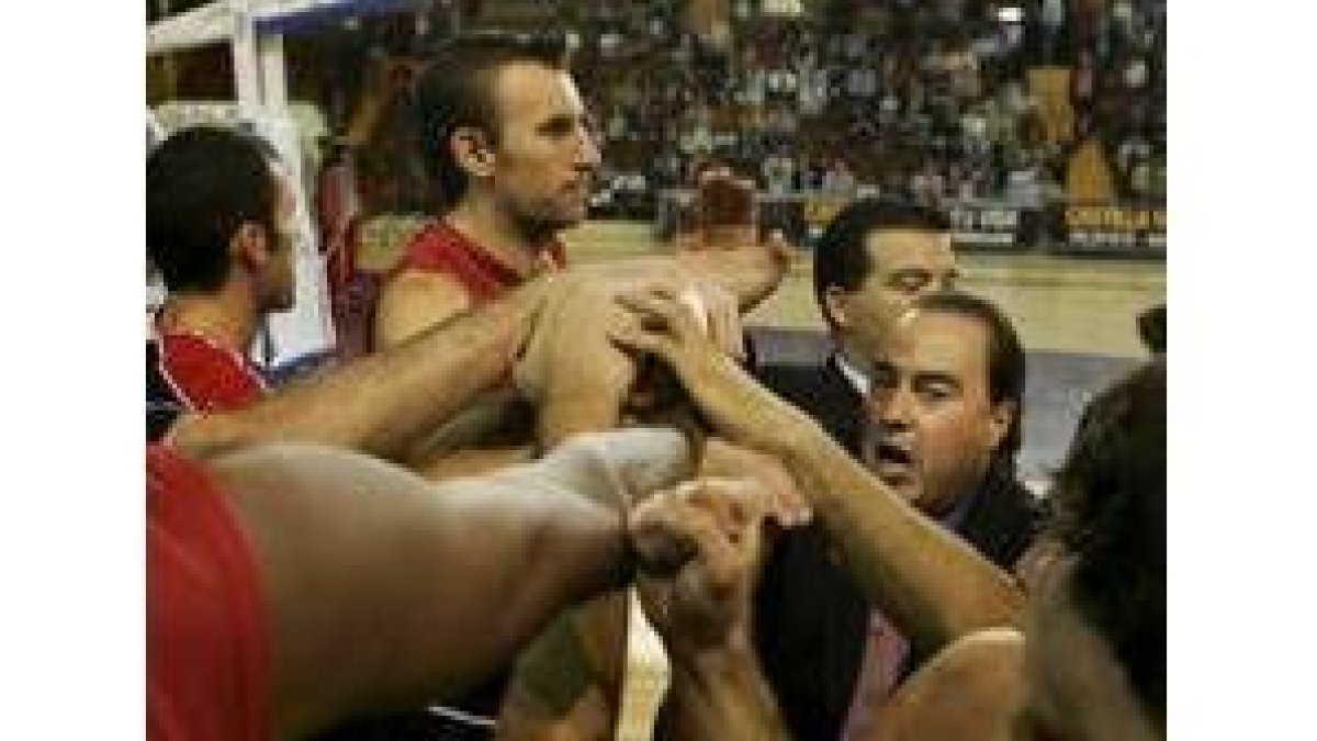 Gustavo Aranzana vivión intensamente un partido que sólo se decidió en los últimos diez segundos
