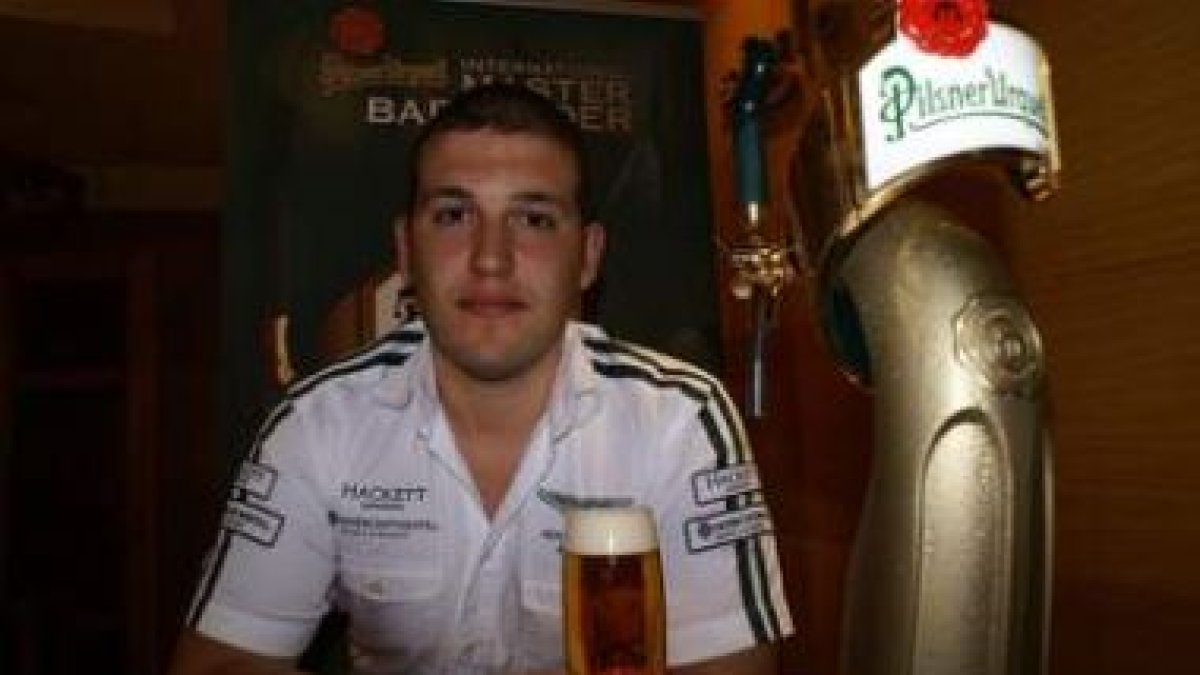Daniel Giganto es desde ayer el mejor tirador de cerveza de León.