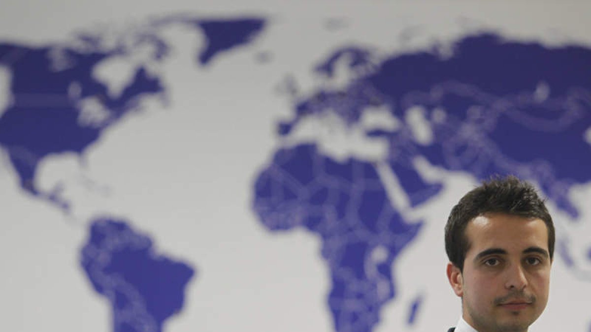 Ignacio Bermúdez trabaja en el centro de HP en León.