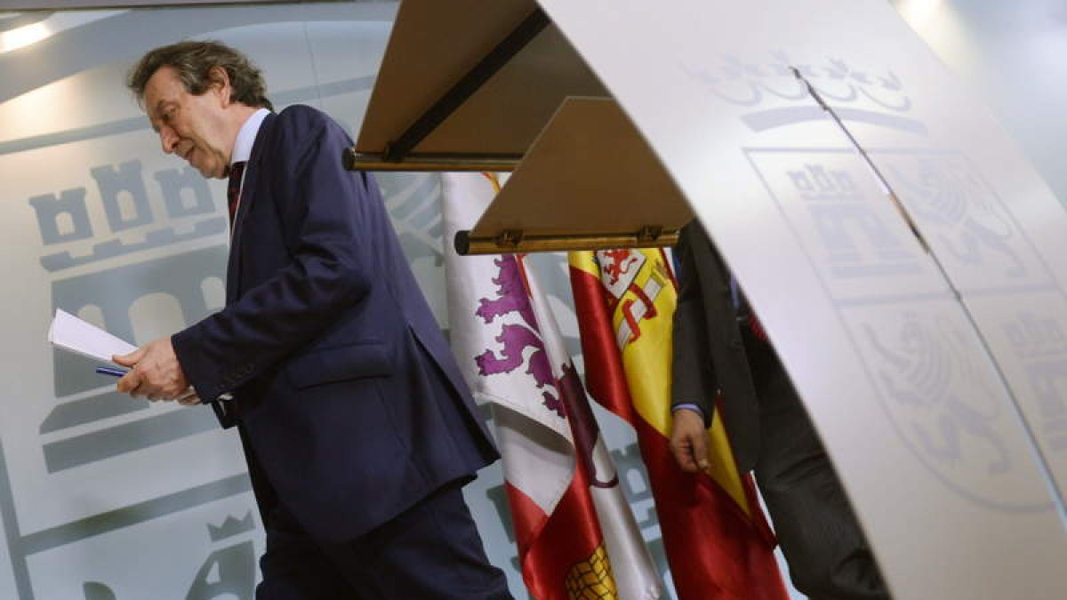 José Antonio de Santiago-Juárez, ayer, tras la rueda de prensa en Valladolid.
