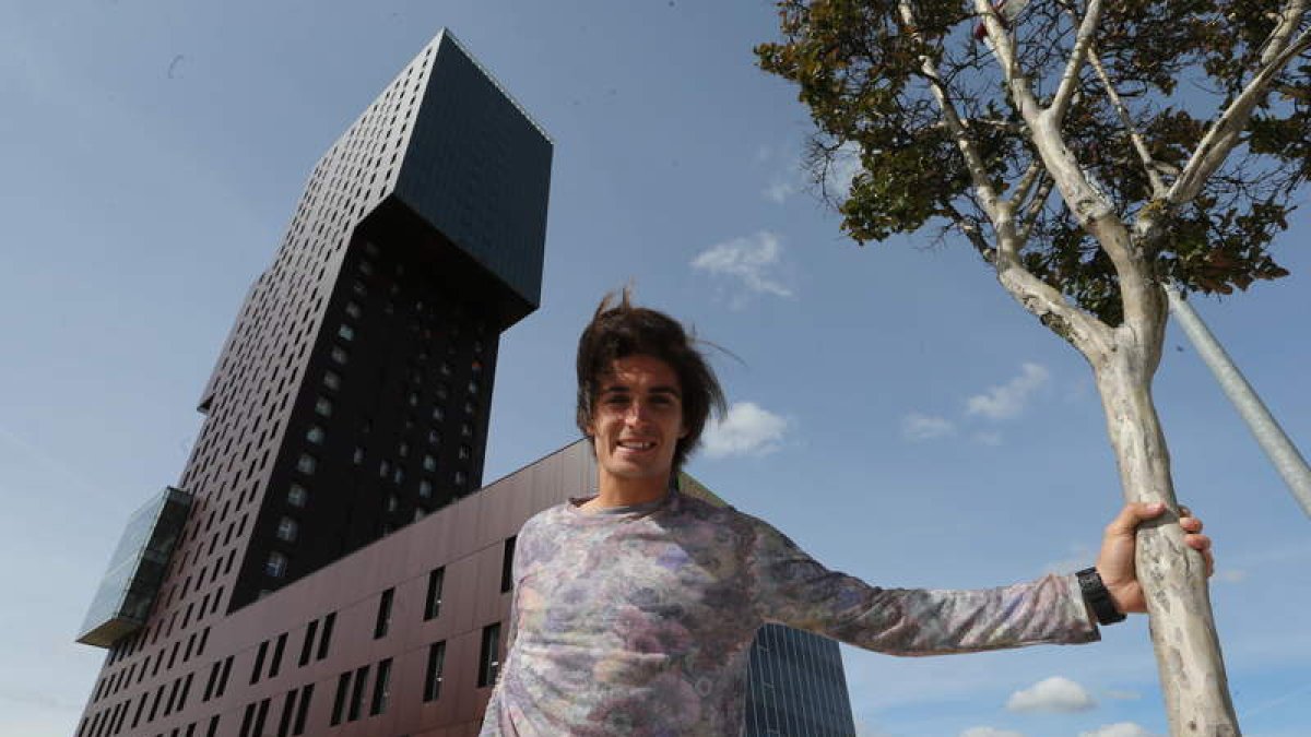 Berrocal volvió a estar en el sitio justo y en el momento adecuado para dar la victoria a la Deportiva