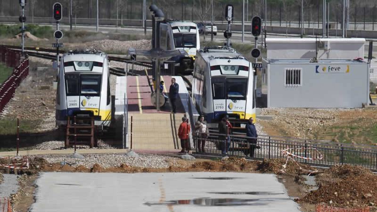 Los trenes de Feve se quedan ahora en La Asunción.