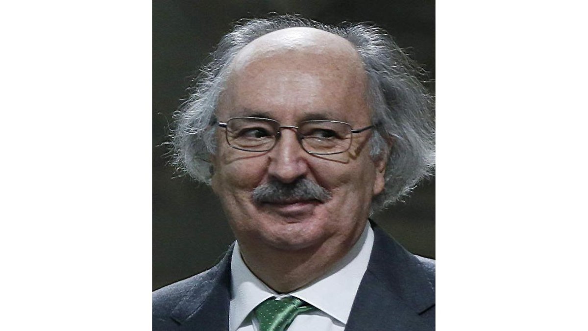 Antonio Colinas. F. ALVARADO