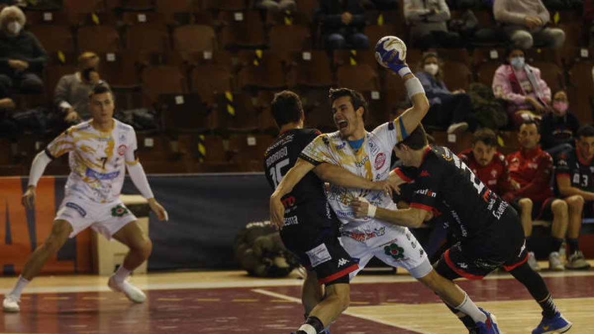 Partido de Copa del Rey de balonmano Ademar - Nava. F. Otero Perandones.