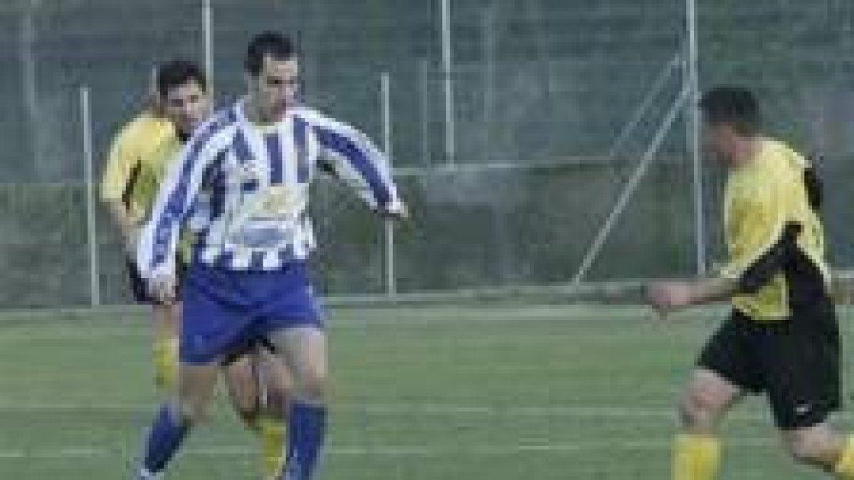 La Deportiva B no se dejó sorprender por el Corrales zamorano
