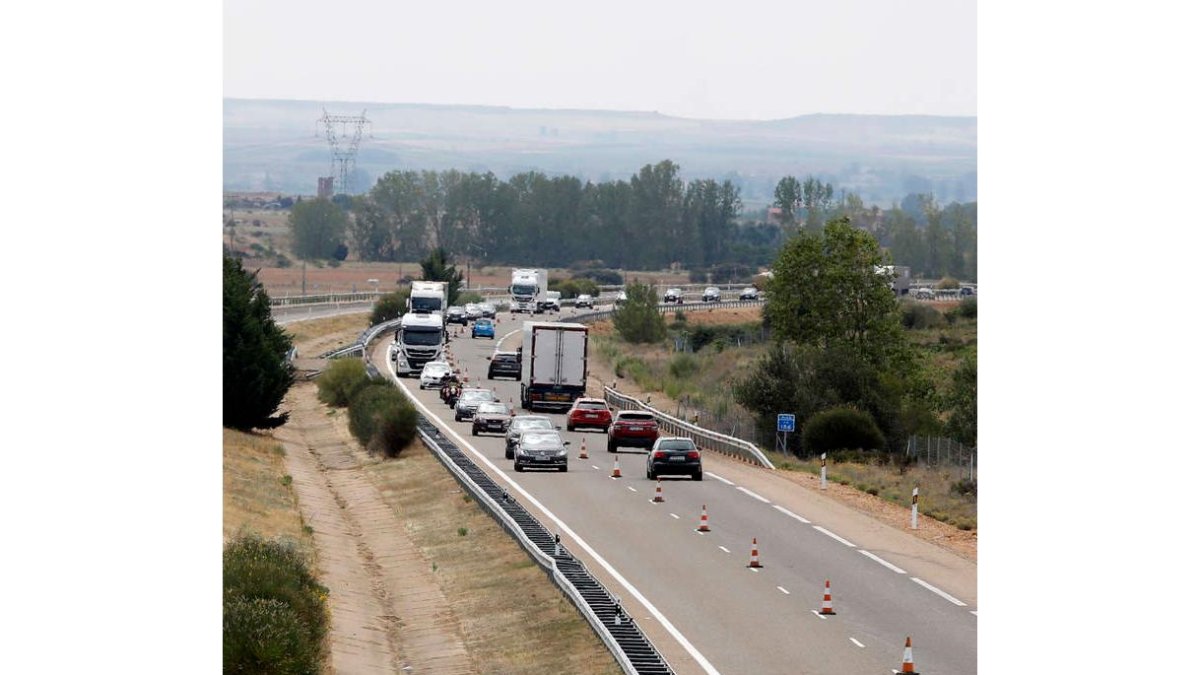 Autovía A-66 entre León y Benavente. MARCIANO PÉREZ. 6/08/2019