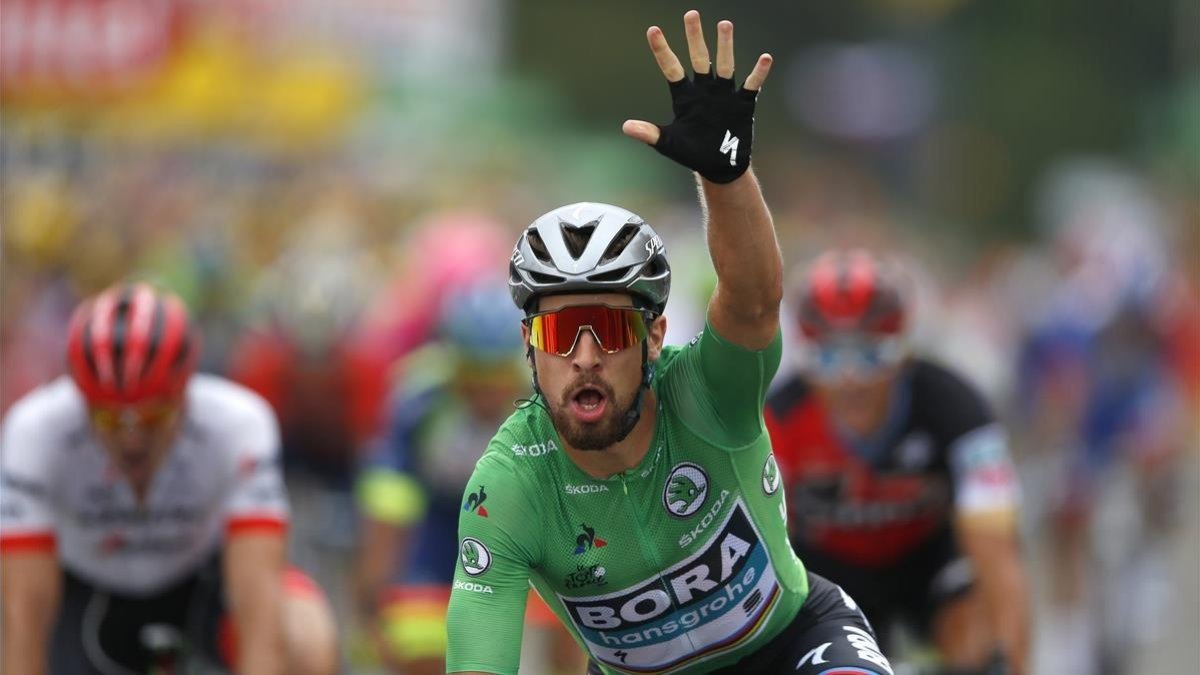 El ciclista eslovaco Peter Sagan celebra su victoria al sprint en Valence