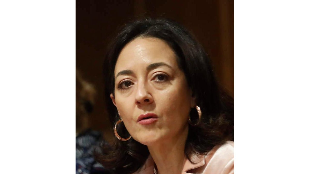 Ruth Morales. L. DE LA MATA