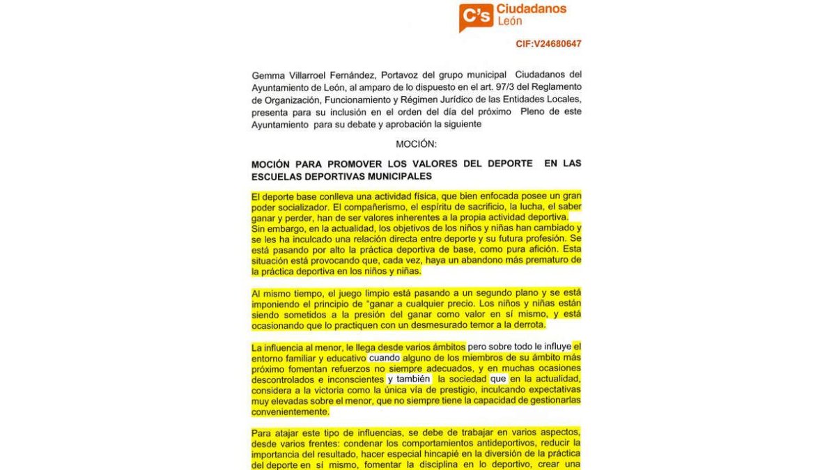Hasta las comas. Apenas hay una pequeña diferencia entre el texto de Movellán y los cinco párrafos de la argumentación de la moción de Ciudadanos. Como complemento a este plagio íntegro del artículo de la web, Ciudadanos completó la moción con un párrafo