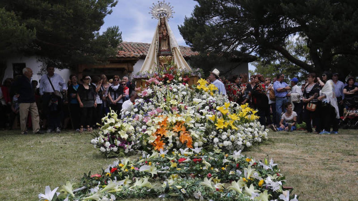 La procesión dará comienzo el próximo martes a las 11.00 horas desde el pueblo a la ermita del Villar, donde se celebrará la tradicional misa.