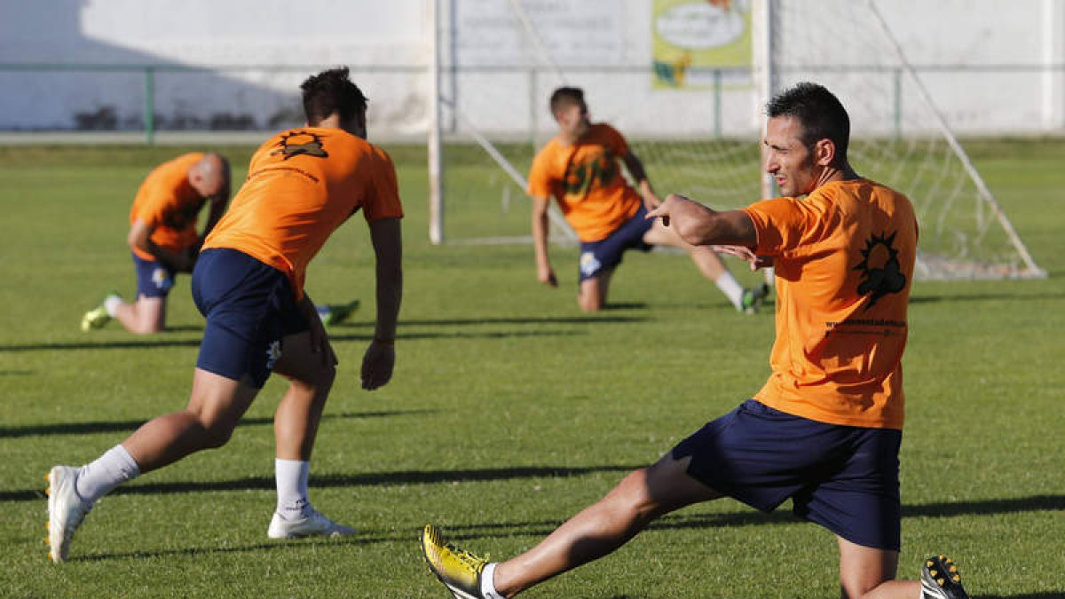 El equipo maragato sigue preparando el partido del próximo sábado frente al Real Valladolid B en su debut en la categoría