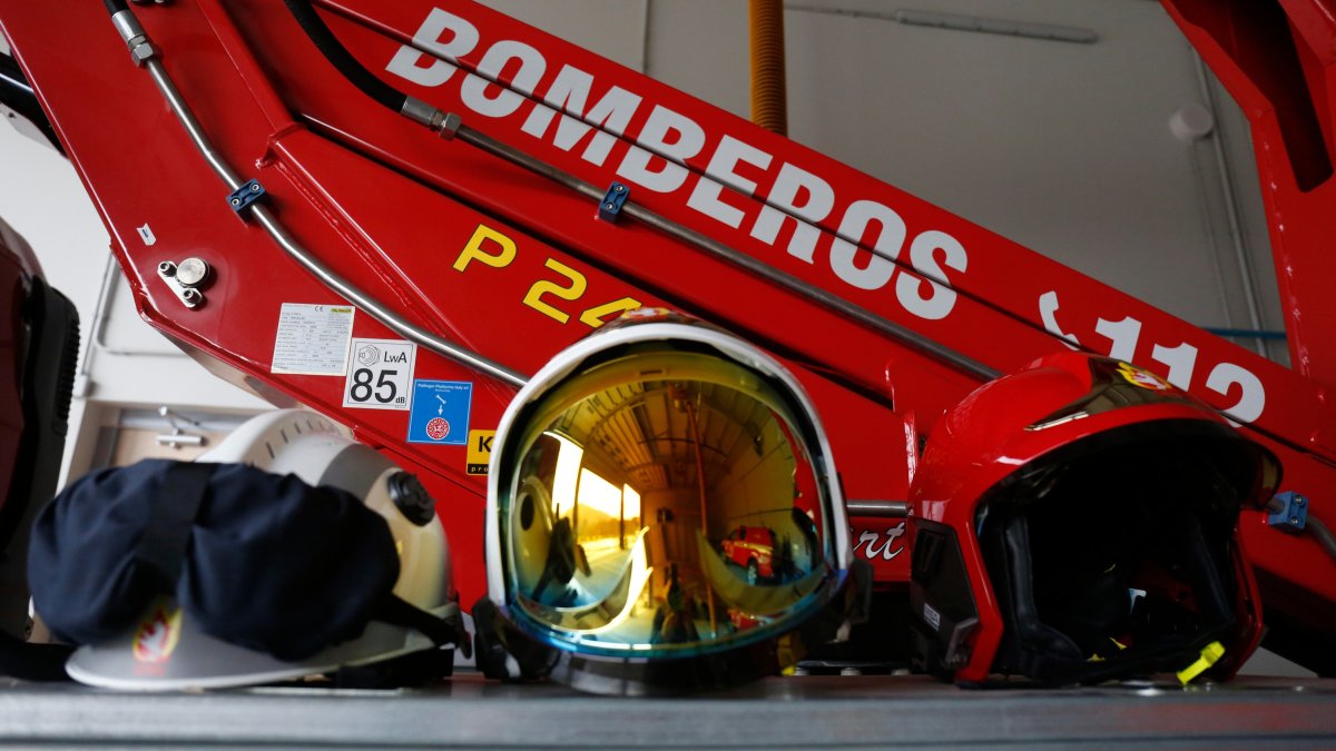 Imagen de archivo del equipo de los bomberos. FERNANDO OTERO