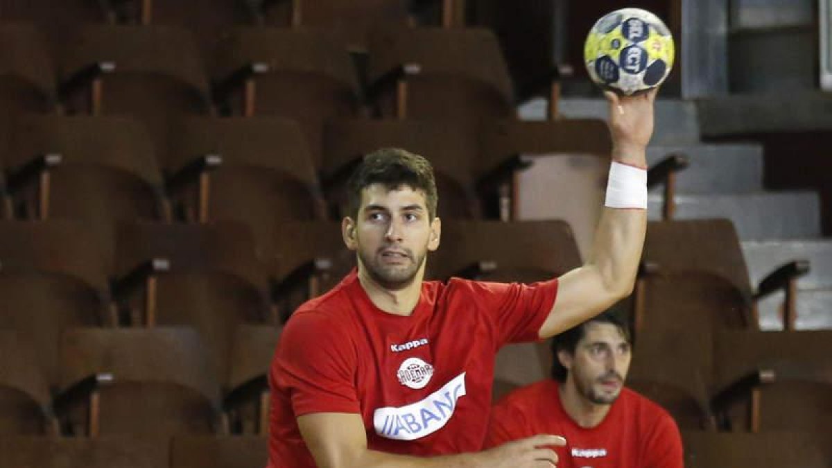 Pedrag Vejin ya sabe que Rafa Guijosa no cuenta con él para la próxima temporada.