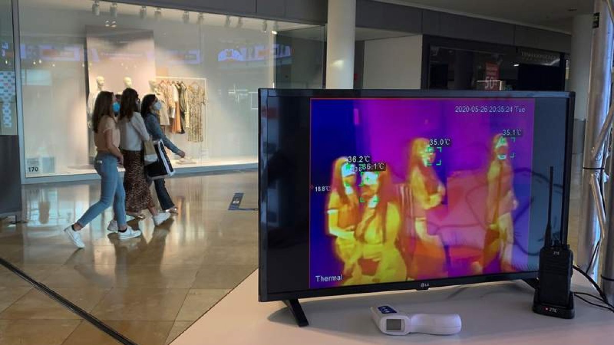 Los técnicos tienen que pensar en cómo construir una sociedad segura. VILLAR LÓPEZ