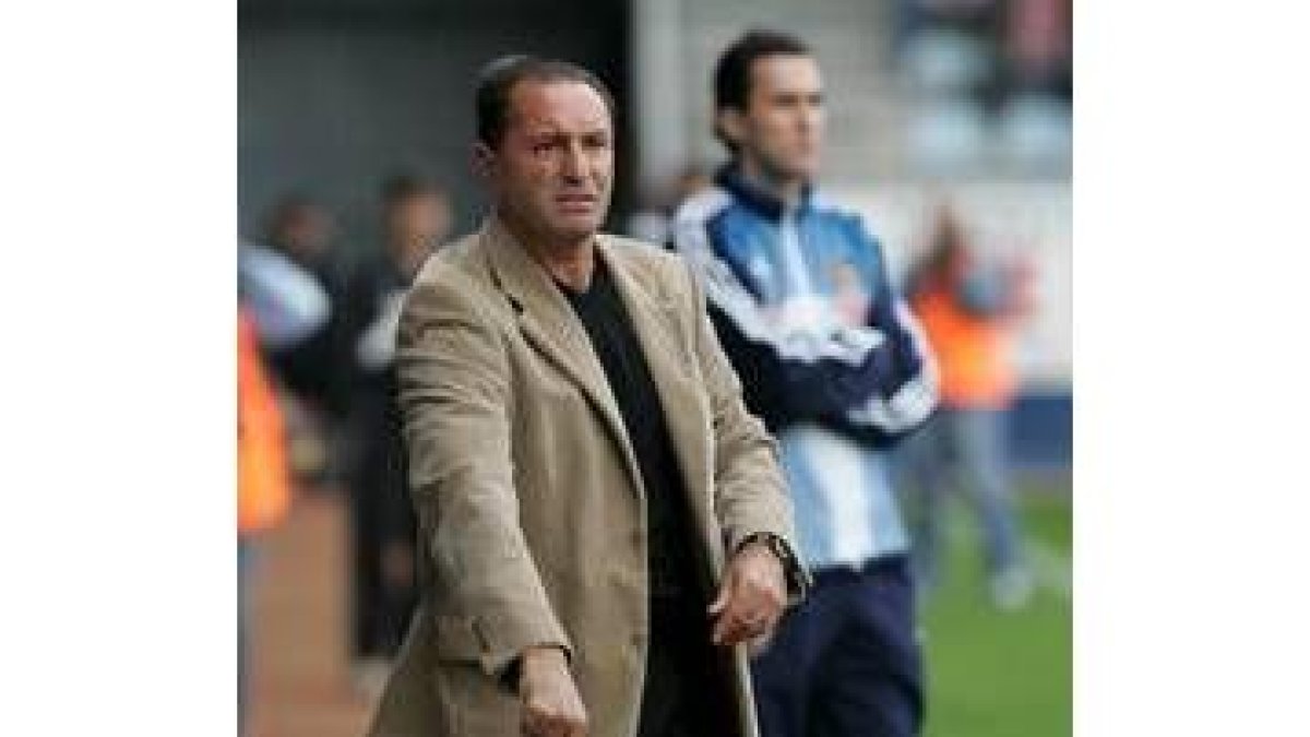 Los últimos errores arbitrales han hecho estallar al técnico berciano