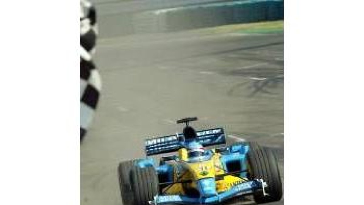 El español Fernando Alonso conserva el número 8 para el próximo año