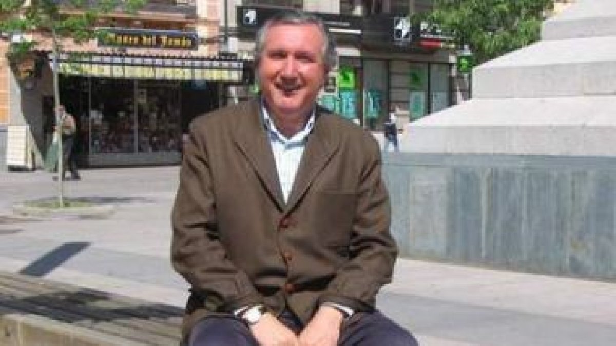 Jacinto Bardal repite al frente del PP en las elecciones.