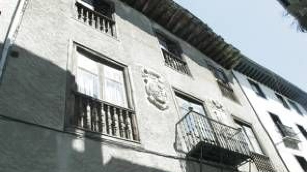 Imagen de la casa natal de Gil y Carrasco, en Villafranca del Bierzo