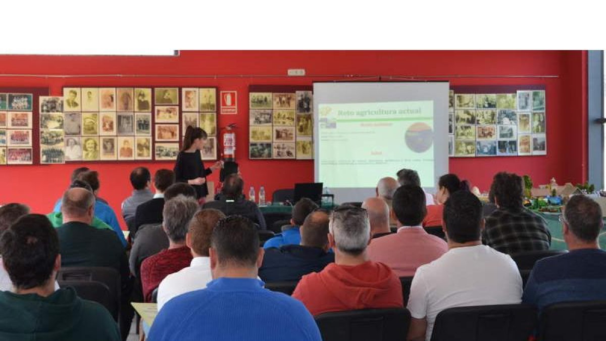 Las charlas técnicas son habituales en la Feria de Febrero de Valencia de Don Juan.