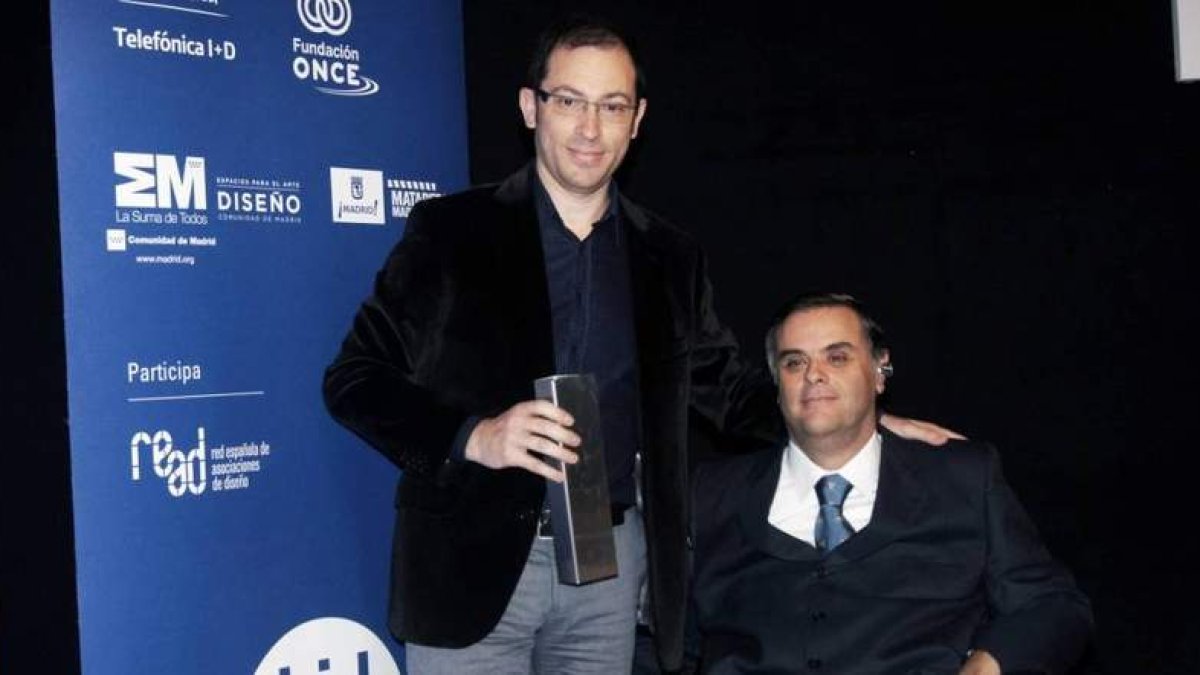 Héctor Robles y el director de Accesibilidad Universal de Fundación Once, Jesús Hernández.