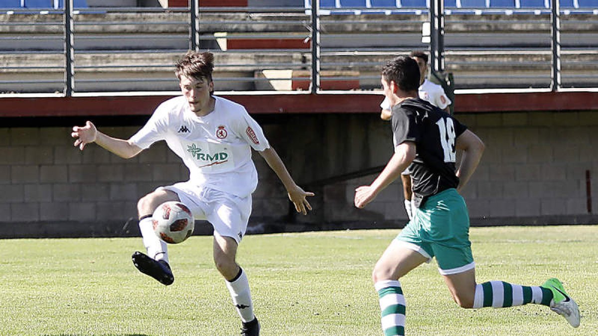 El equipo leonés se mostró muy superior a su rival. MARCIANO PÉREZ