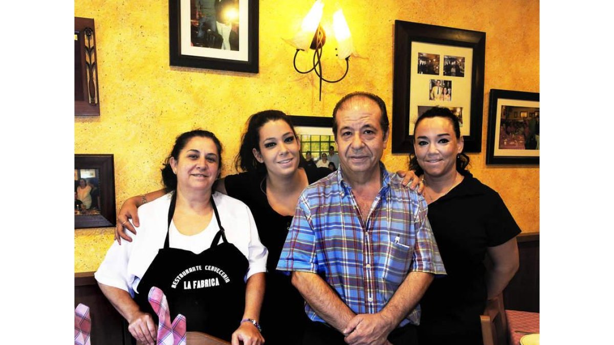 José Fernández y su equipo de La Fábrica.