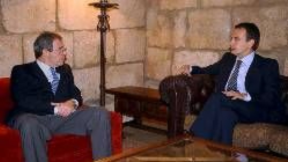 José Luis Rodríguez Zapatero y César Alierta durante su encuentro en León el pasado 30 de abril