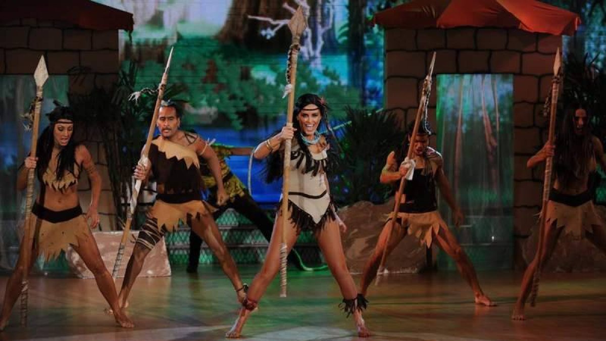 Una escena del musical 'Pocahontas'
