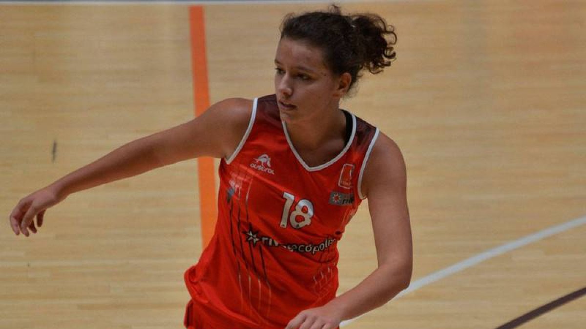 Marina Ramón jugará cuatro años en Newman University