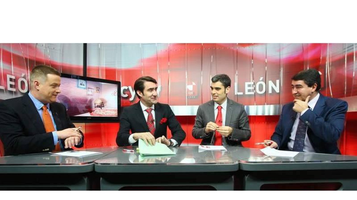 Germán Gavela, Juan Carlos Suárez-Quiñones, Roberto Núñez y Pablo R. Lago, en 'El Filandón'.