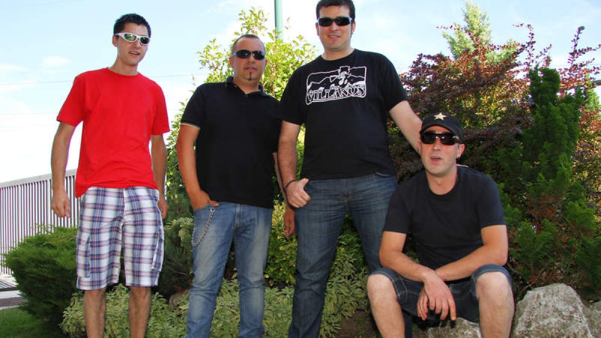 Imagen de los integrantes del grupo leonés de rock Balacera, que actuarán el lunes desde las 22.30 en la Plaza Mayor.
